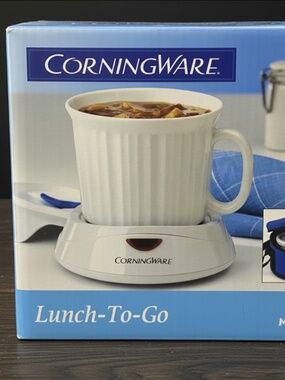 CorningWare Lunch-To-Go Lidded Mug with Warmer and Carrying Bag